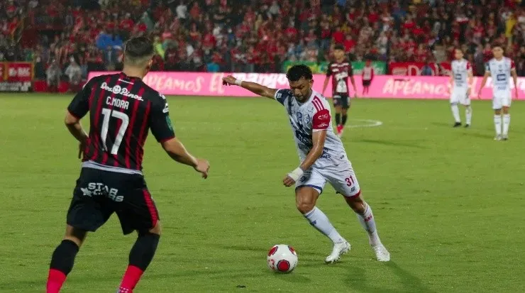 Michael Barrantes deberá asumir su liderazgo ante las múltiples expulsiones brumosas (CSC)