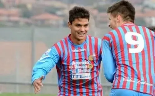 Cabalceta jugando en Catania.