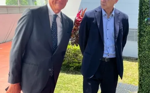 Collina y Wenger