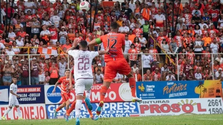 Saprissa rompió una racha de 22 años de no ganar en el Lito Pérez de Puntarenas (PFC)