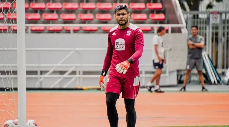 Chamorro solo ha recibido un gol en los últimos 6 juegos (Saprissa)