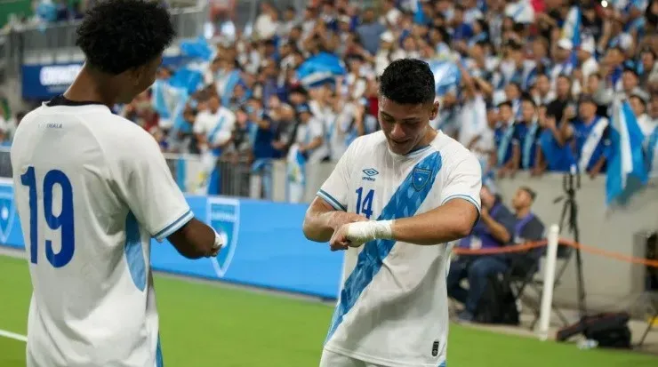 Darwin Lom celebra su anotación, la primera del encuentro.(Federación Guatemala)