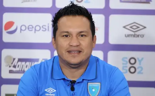 Amarini Villatoro cuando dirigía a la Selección de Guatemala
