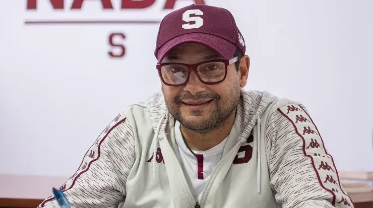 El técnico más ganador con Saprissa se queda en el club hasta 2024 (Saprissa)