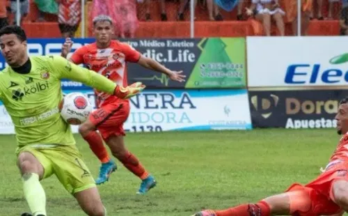 Herediano y Puntarenas empataron sin goles en el juego de ida (CSH)
