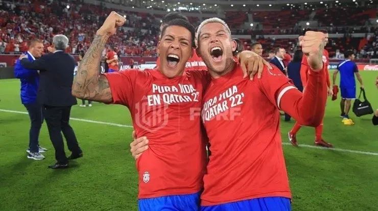 Orlando Galo estuvo presente en el juego de repechaje ante Nueva Zelanda para conseguir el boleto tico al Mundial (Fedefut CRC)