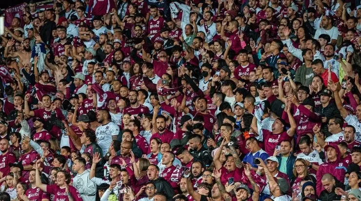 La afición morada está feliz con la extensión del contrato de Fidel Escobar (Saprissa)