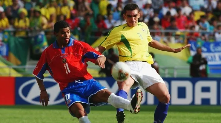 El actual asistente técnico de La Sele, Ronald Gómez, también aparece en esta lista (Getty)