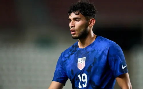 �������������� ��������delantero en el F. C. Groningen de la Eredivisie de los Países Bajos