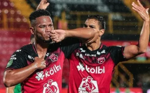 Rolando Blackburn solo anotó un gol con Alajuelense (LDA)