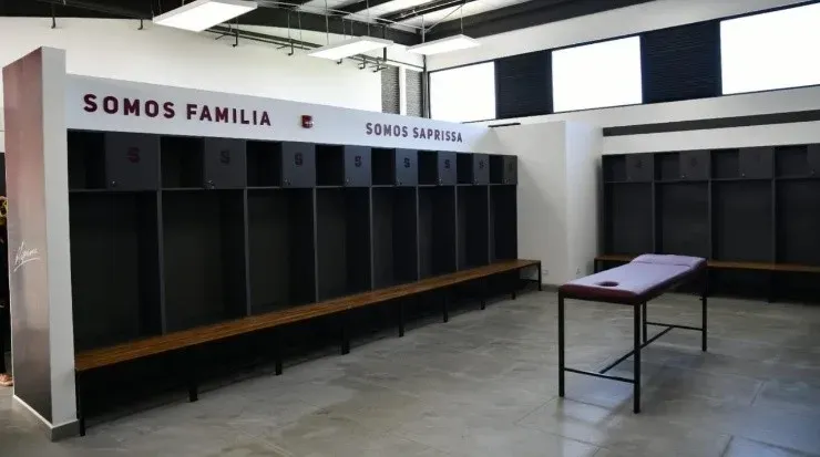 Así luce un sector de los camerinos del nuevo Centro de Entrenamiento (Saprissa)