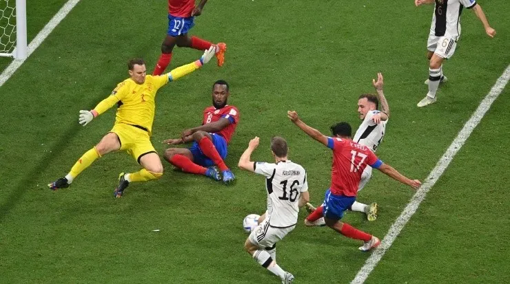 Momento justo del gol de Tejeda, el primero de los ticos (Getty)