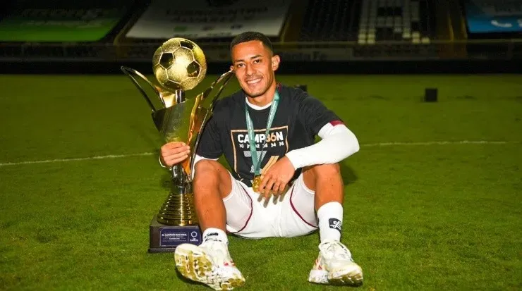 Marín fue campeón con el club morado, sin embargo, ahora podría hasta demandar a su exequipo (Jimmy Marín, Facebook)
