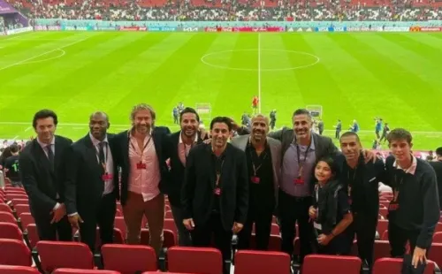 David Suazo con otros grandes exjugadores como Santiago Solari y Juan Sebastián Verón (Foto: Diario Diez)