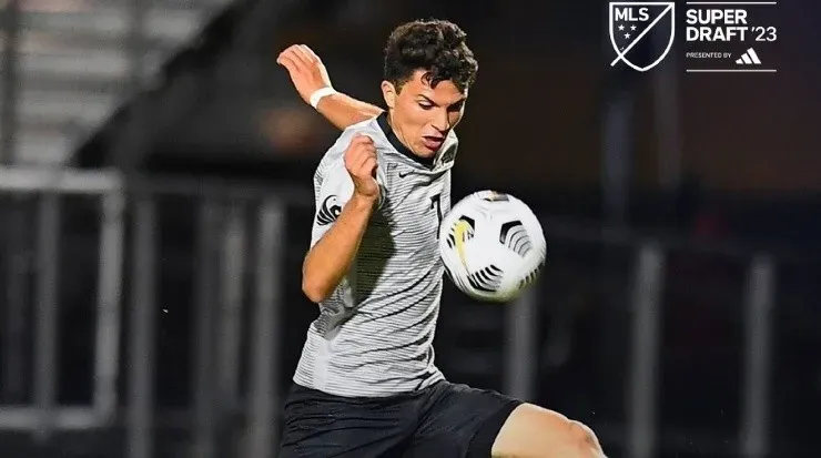 Gino Vivi ahora es jugador de Los Ángeles Galaxy (L.A.G)