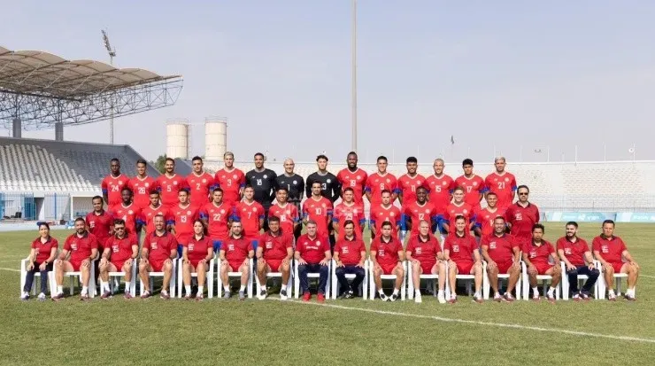PLantel completo de la delegación tica en Qatar (FEDEFUT CRC)