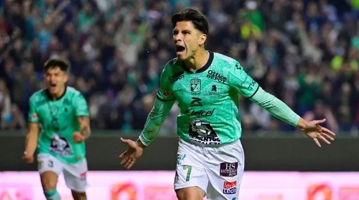 Víctor Dávila puso el primer gol del León ante el Necaxa (Club León)
