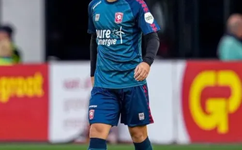 Manfred Ugalde con el FC Twente