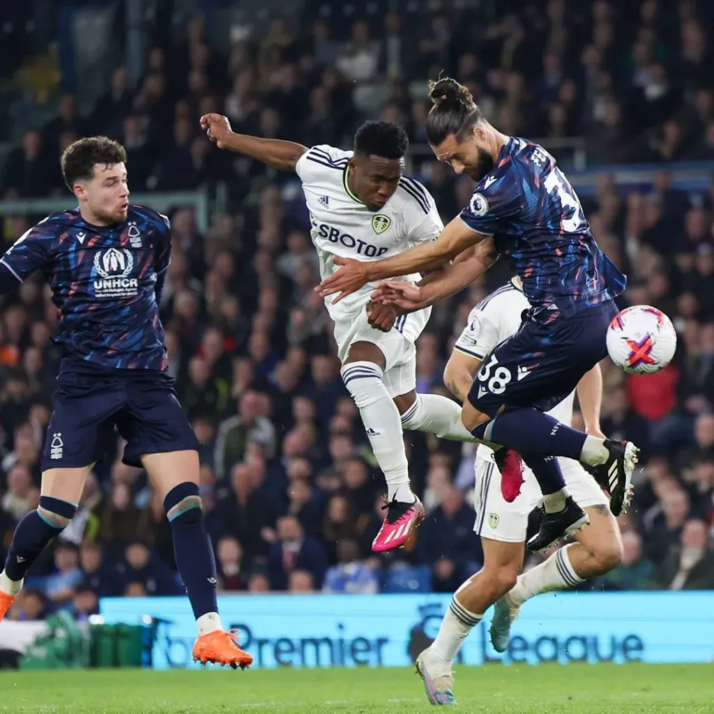 El Leeds United venció esta tarde al Nottingham, que ahora complica su permanencia en la Premier League (Leeds Ud)
