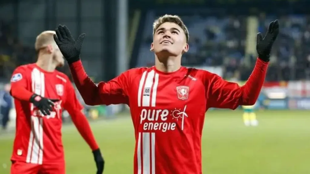 Ugalde se destapó con doblete ante el AZ Alkmaar el pasado 19 de marzo (Manfred Ugalde, Facebook)