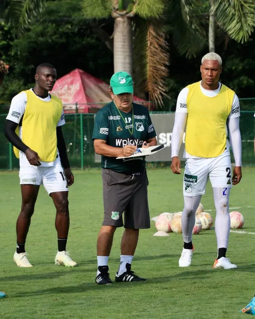 Actualmente, Jorge Luis Pinto dirige al Deportivo Cali, en Colombia (Jorge Luis Pinto, Facebook)