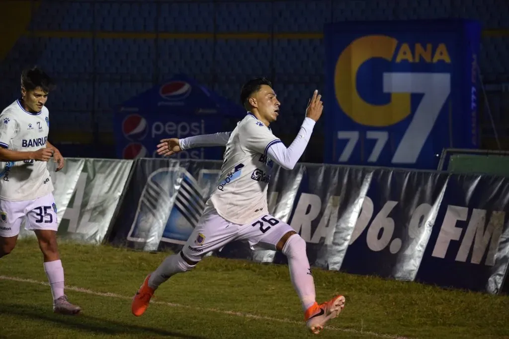 Lynner García volvió al gol con Comunicaciones