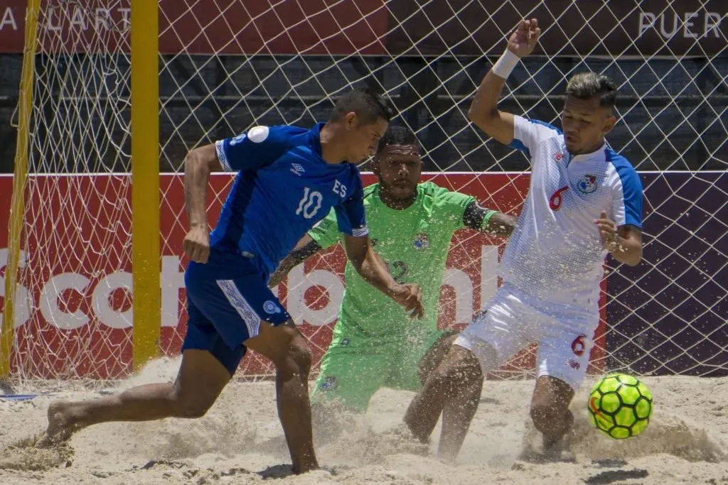 Clasifican solo dos al Mundial de Fútbol Playa.