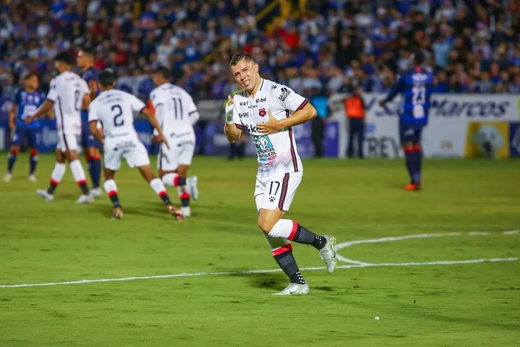 Carlos Mora anotó doblete esta noche ante Cartaginés (LDA)