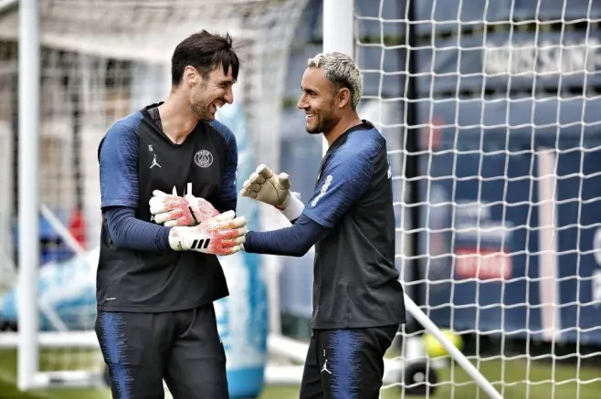Keylor Navas y Sergio Rico en PSG