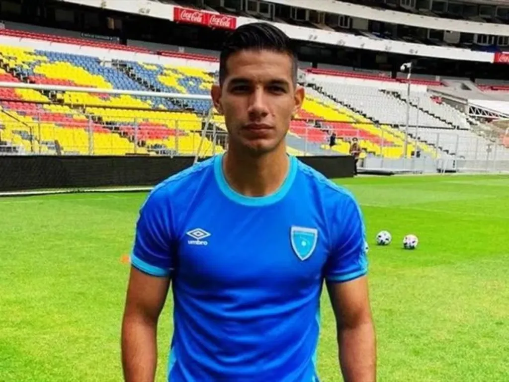 Antonio Chucho López con la Selección de Guatemala