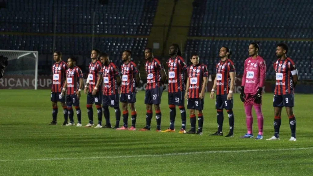 Cartaginés está muy complicado por sus deudas.