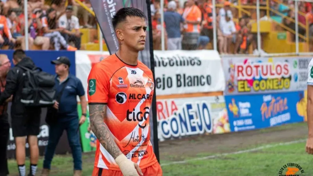 ¿Cuánto le saldría al Deportivo Saprissa fichar a Yoserth Hernández?