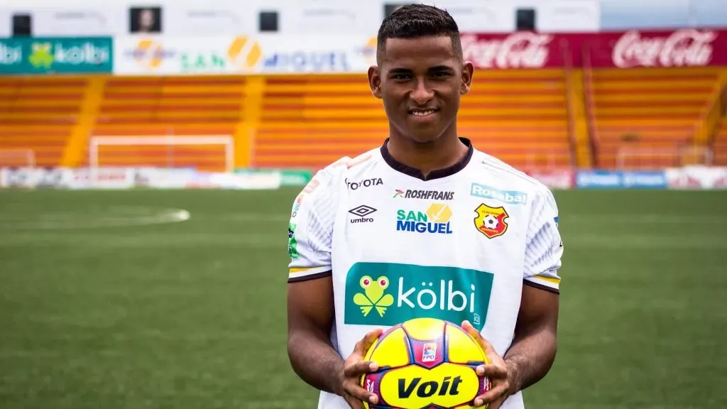 Allan Cruz es el futbolista más valioso de Herediano.