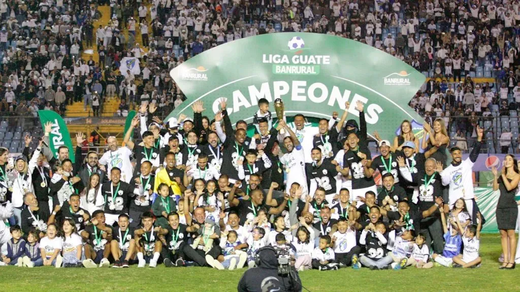 Comunicaciones se coronó campeón del Apertura 2023 de Guatemala (Foto: Prensa Comunicaciones)