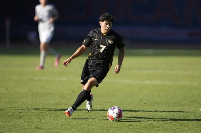 Castillo ya pasó por las selecciones juveniles de Costa Rica.