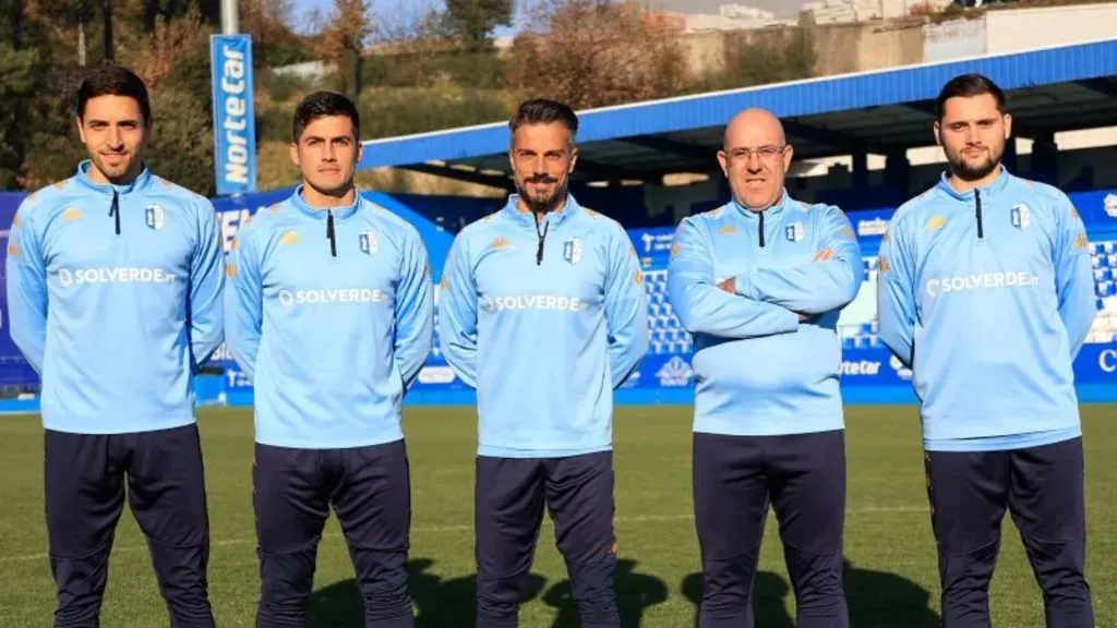 Rubén de la Barrera junto a todo su cuerpo técnico.