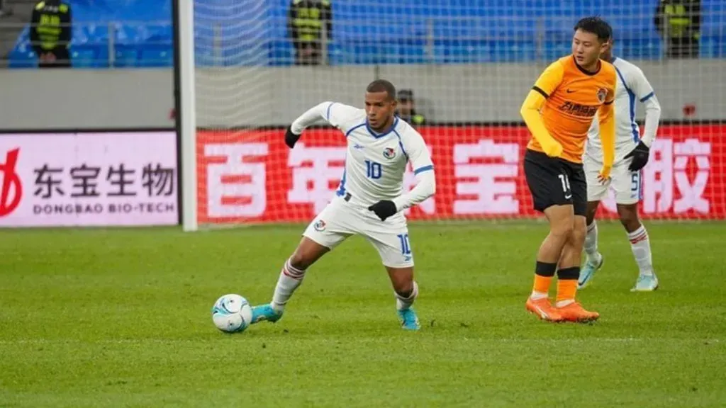 Rafael Águila en la gira de China (Fepafut)