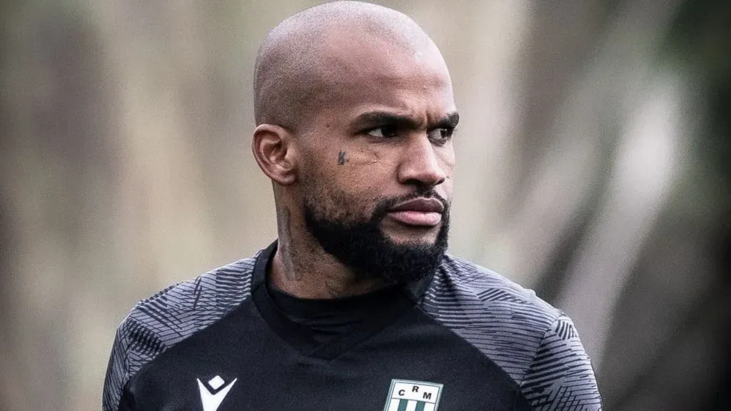 Luis Mejía jugó 13 partidos en Racing y mantuvo el arco imbatido en 4 ocasiones (sergio_ph.deportiva)