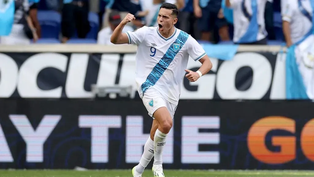 Rubio Rubñin celebrando un gol – KSL Sports