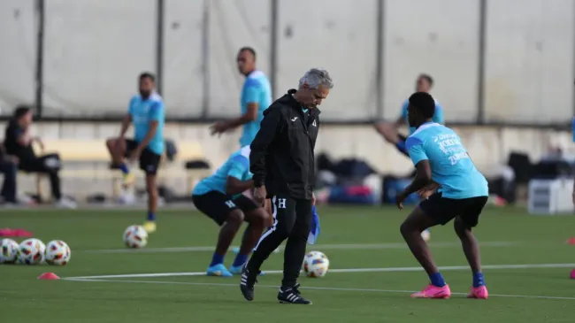El único contratiempo que tuvo Reinaldo Rueda en la previa al fogueo fue la baja de Jorge Benguché, quien fue reemplazado por Alex López. (Foto: FENAFUTH)