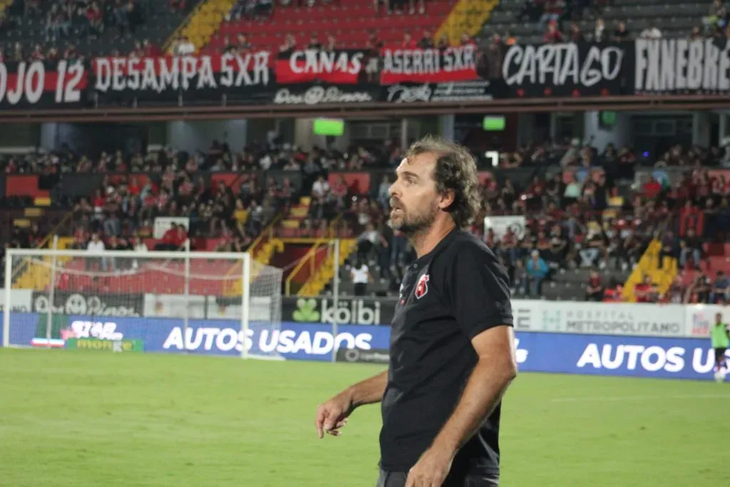 Andrés Carevic con Alajuelense