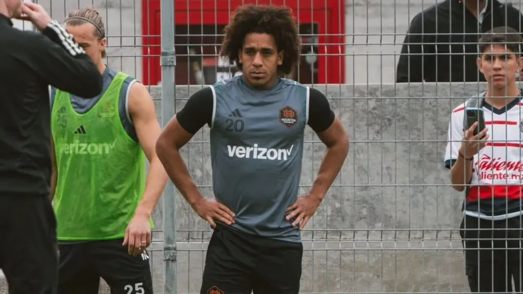 Carrasquilla en la pretemporada de Houston Dynamo (Houston Dynamo)