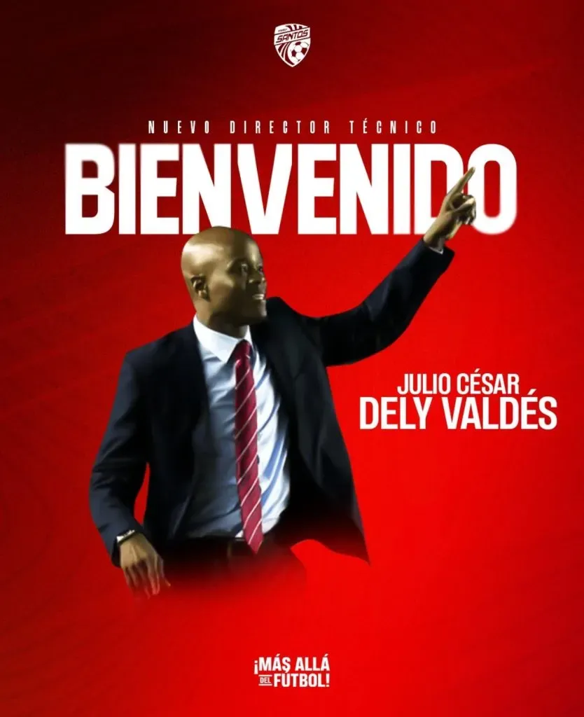 Julio Dely Valdés es presentado como DT de Santos Guápiles (Santos)