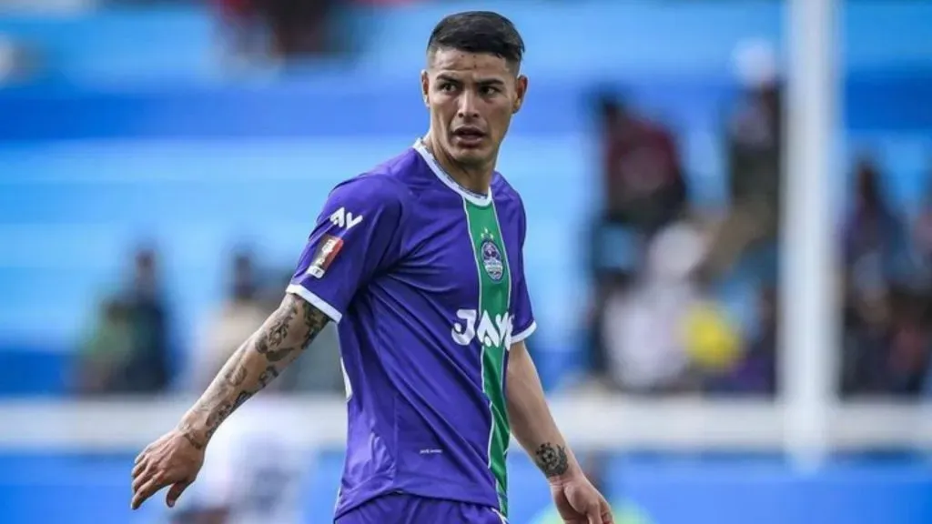 Kevin Santamaría no suma minutos en Comerciantes Unidos. (Foto: Infobae)