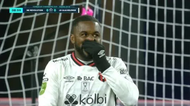 Joel Campbell – Alajuelense