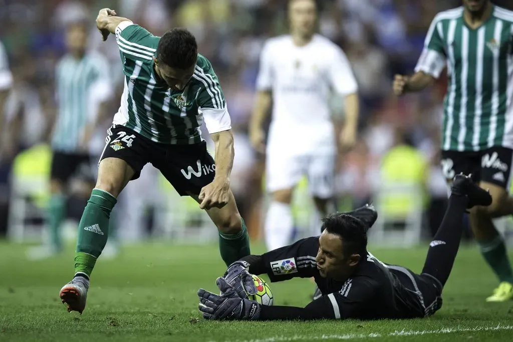 Keylor Navas podría ser nuevo jugador del Real Betis.  (Photo by Gonzalo Arroyo Moreno/Getty Images)