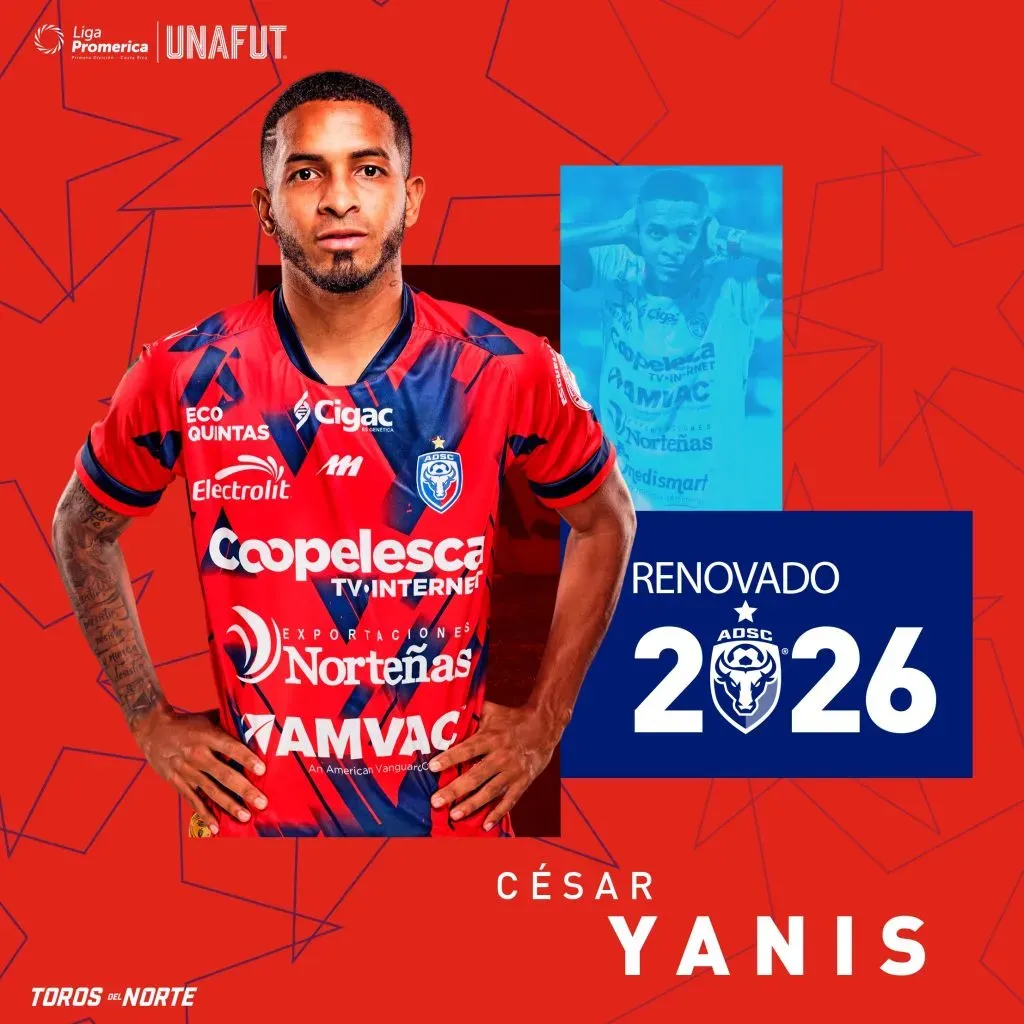 César Yanis renovó con San Carlos (San Carlos)