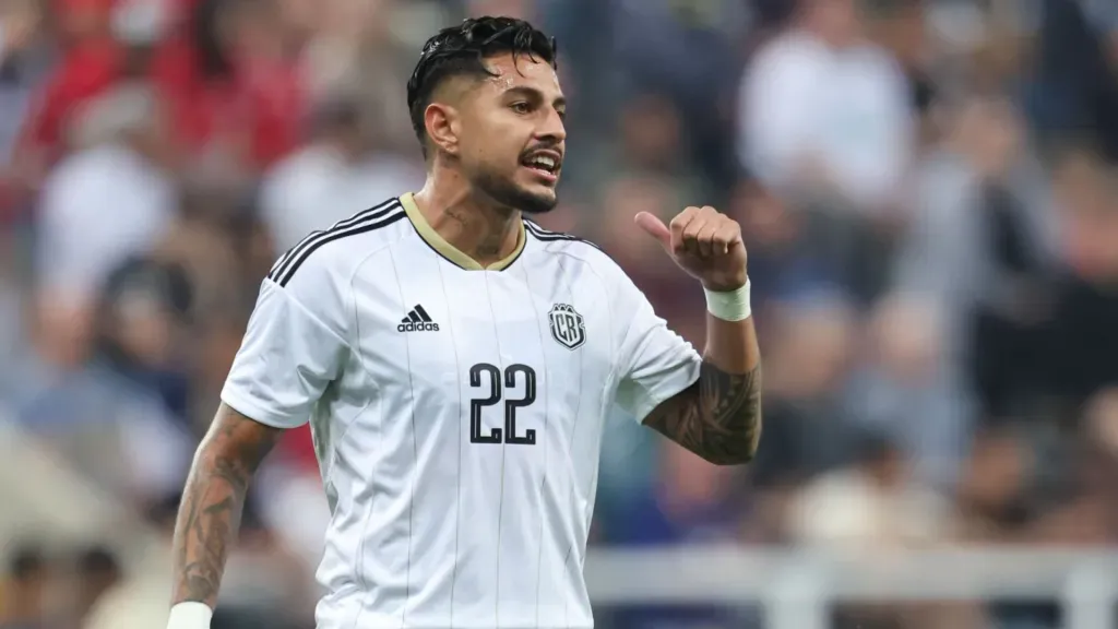 La última vez que Ronald Matarrita jugó un partido con la Sele fue el pasado 8 de septiembre, en la victoria 3-1 sobre Arabia Saudita. (Foto: Matthew Ashton – AMA/Getty Images)