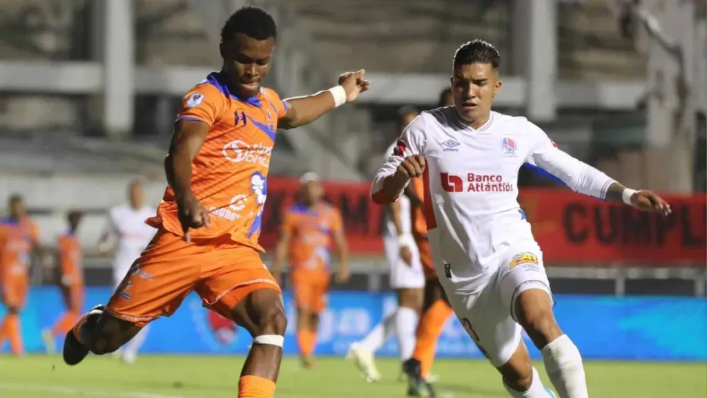 La serie en Choluteca ha sido históricamente más pareja. Allí, los locales obtuvieron dos triunfos, dos empates y cuatro derrotas frente a Olimpia. (Foto: El Heraldo)