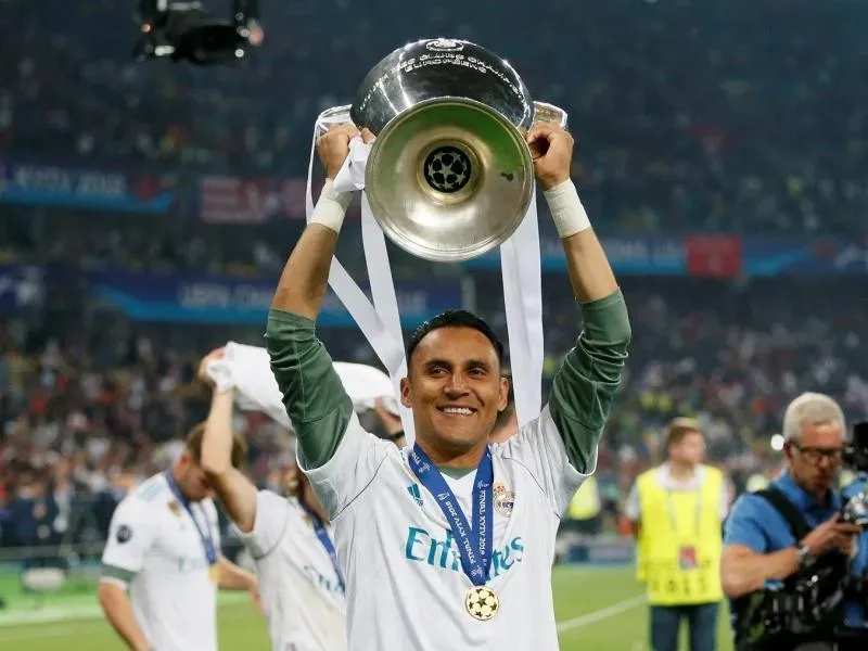 Keylor Navas con la UEFA Champions League